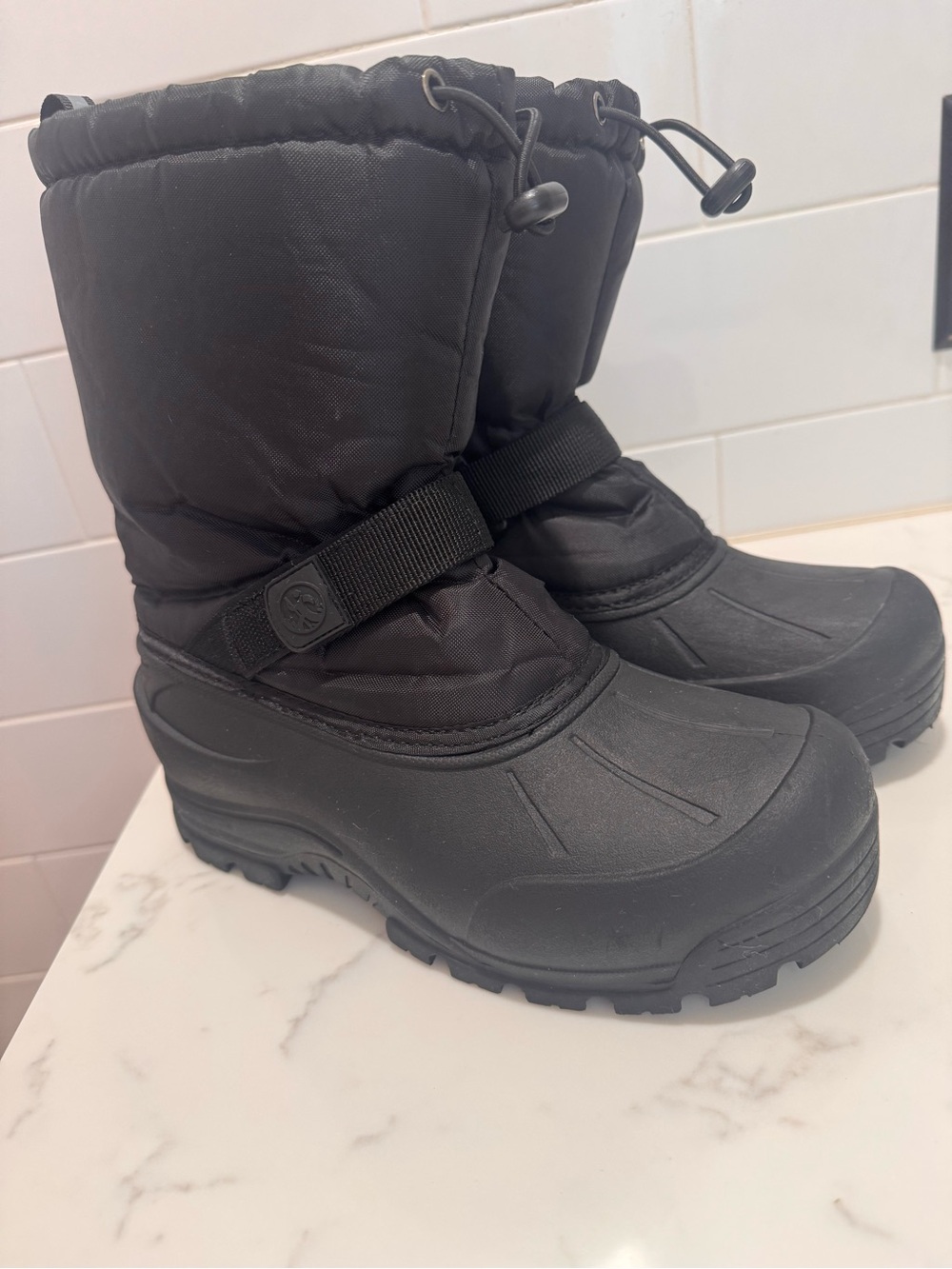 Northside  Black Insulated Winter Boots - Snow Footwear- big kid sz7